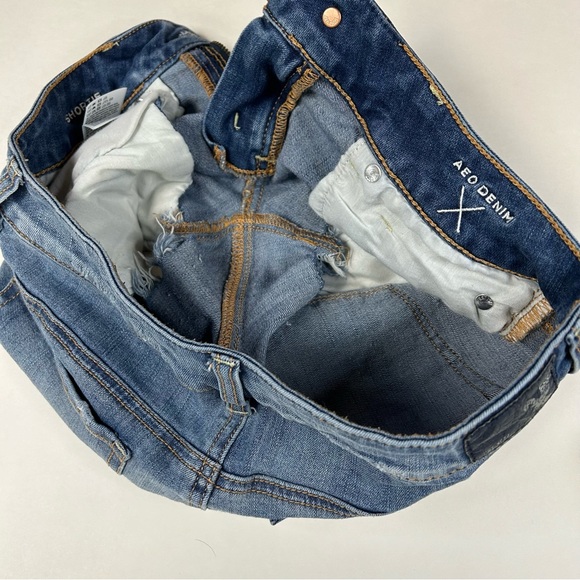 American Eagle Women’s 4 Shortie Shorts Jean Distressed 360 Super Stretch #2249 - Picture 8 of 8
